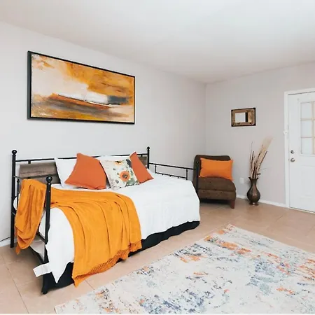 Enticing 1Br Apartment In The Heart Of The Heights